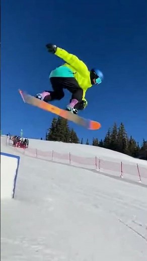 Snowboard Park Tricks Gone Wrong 🏂 Big Air Jumps, Snowboarding Freestyle Moves & Final Crash ! ❄️