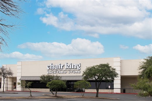Chair King Backyard Store closing Lakeway showroom in December