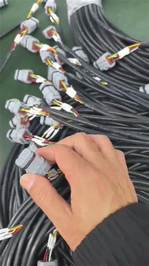 Energy storage wiring harness connecting master control box & battery box. #energystorage #bess