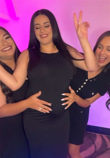 Captivating Wedding Moments in Spinning Booths