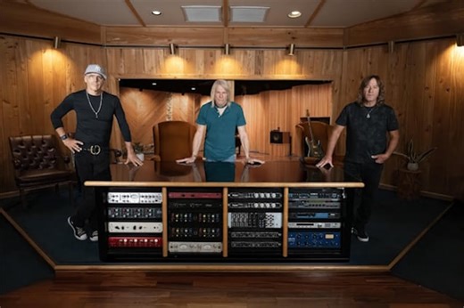 STEVE MORSE BAND Announces New Album 'Triangulation'