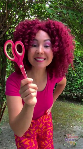Guess the Classroom Item! 🎒 Fun Learning Challenge for Kids