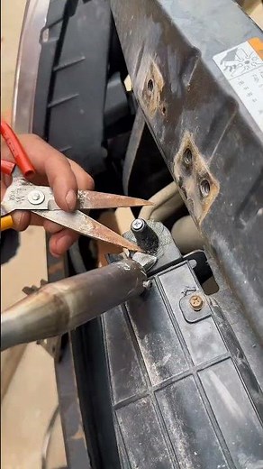 Here's how to fix a broken radiator lock, it's easy, isn't it? #shorts #usa