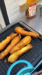 Cheesy Cornbread Bacon Sticks! Crispy cornbread sticks loaded with bacon 🥓🧀 | Chefclub GruB