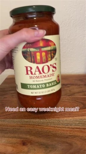Rao’s is a must have kitchen staple! 🍝 @Rao’s Homemade #raoshomemade #raospastasauce #dinnerideas #easyrecipe #tomatoesauce #easydinnerideas #ugc #ugccreator