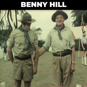 Benny Hill Chez les scouts | Timothy Mynk