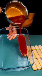 1.1M views · 17K reactions | ¡Apuesto a que es el mejor postre que jamás hayas probado! Ingredientes bizcochos de soletilla: 200 g nata: 500 ml azúcar glass: 100 g fresas: 300 g fresas: 200 g azúcar: 100 g almidón : 20 g menta: 6 g Además fresas: 150 g hielo: 200 g miel: 30 g limón: 1 pza lima: 1 pza | Cookrate - Español | Facebook