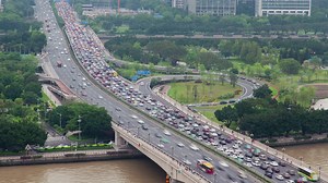 Heavy traffic on the highway - Free Stock Video