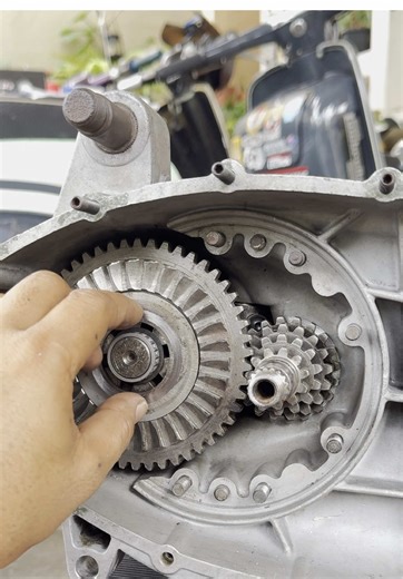 Upgrading Lambretta Engine: Gearbox Part 6
