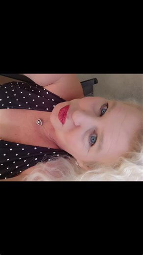 Dj Candee (@dj.candee)’s videos with Blue Hawaii - Elvis Presley
