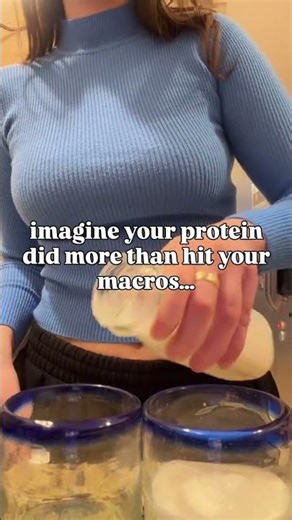this is the difference ⬇️ Most protein powders focus on one thing Macros 🧠 Grams of protein
