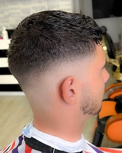 How to do a Medium Fade ( episode 1 ) | Barber-Man