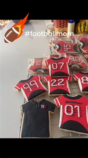 Jersey Cookies! #artfullymade #sportscookies #football | Artfully Made