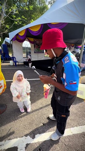 Kita Terjah orang Brunei kalini korang dah follow ke dua account Mr Yogurt🤔 Kalau tak follow cepat follow mana tau next korang pulak kena terjah🤭 @MR YOGURT HQ 2 @𝐀𝐐𝐈𝐃 アキッド @MR DOL @𝑵𝘼𝑱𝙈𝑰 @niqsaidi @Hann #depocofoodfestival #depocofoodfestivalbrunei #depocofoodfestivalbrunei🇧🇳 #bruneidarussalam #brunei🇧🇳