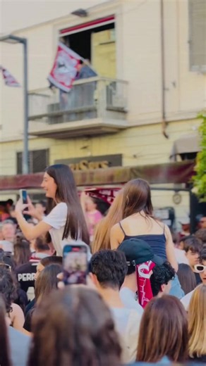 Italy life travel tips and daily moments