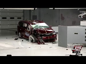 IIHS crash tests 3 popular minivan models
