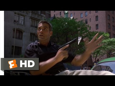The Peacemaker (8/9) Movie CLIP - Foot Pursuit (1997) HD