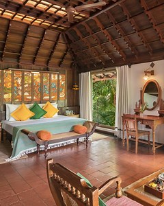 9.2K reactions · 76 shares | Experience the timeless charm of Kerala with our Legacies of Kerala offer—where heritage, luxury, and culture come together. ✨ [Kumarakom Lake Resort, Forte Kochi, Kerala Tourism, Vembanad Lake, Resort, Luxury]​ #KumarakomLakeResort #ForteKochi #Kerala #LuxuryTravel #KeralaTourism #KeralaHolidays #KeralaPackages #KeralaResort #PackageHoliday #KeralaGodsOwnCountry #GodsOwnCountry #LegaciesOfKerala #Offer #AmazingOffer | Forte Kochi | Facebook