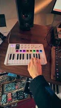 Testing some synth patches I made, sounds kinda like a portal opening?