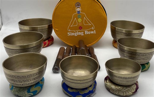 Natural 7 Chakra Singing Bowl Set-handmade Himalayan Singing Bowls With Carrying Case & Mallets-mindfulness,sound Healing,yoga Bowl-set of 7 - Etsy Australia