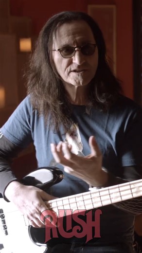 1.1K views · 23 reactions | Geddy Lee on Les Claypool . Rush Merchandise: https://amzn.to/3J8SIZT Fender Store: https://amzn.to/4q1zfvg . Musixita https://www.youtube.com/@Musixita https://www.facebook.com/musixita https://www.instagram.com/musixitaz https://www.tiktok.com/@musixitaz . . #rush #geddylee #alexlifeson #neilpeart #progressiverock #hardrock #classicrock #heavymetal #rocknroll #rockmusic #metalmusic #rocklegends #metallegends #music #shorts #trending #viral | Musixita | Facebook