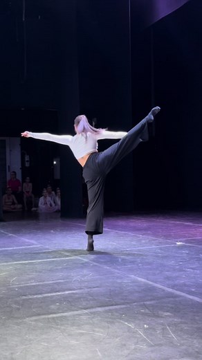 Bruises #dance #choregraphy #foryou @Lewis Capaldi @lulú