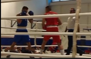 😉 #boxing #boxing #boxer #mma #fightnight #sparing #boxing🥊 #workouts #boxingfans #fight #kickbox #fightclub #workoutmotivationquotes #ملاكمة #boxingtok #boxer