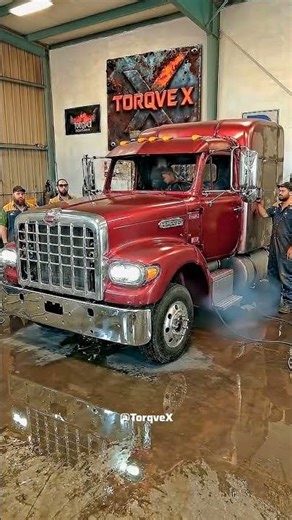 PETERBILT Restoration Like You've Never Seen Before! 😱 #shorts