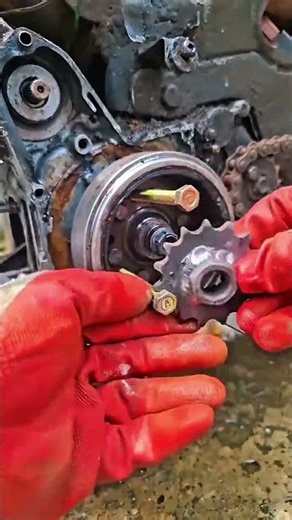 DIY Flywheel Removal Hack You Need to Know! 🛠️