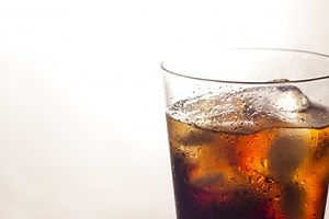 ラムコークの作り方！ベースのラムにはこだわりたい人気のカクテルレシピ！ | お食事ウェブマガジン「グルメノート」