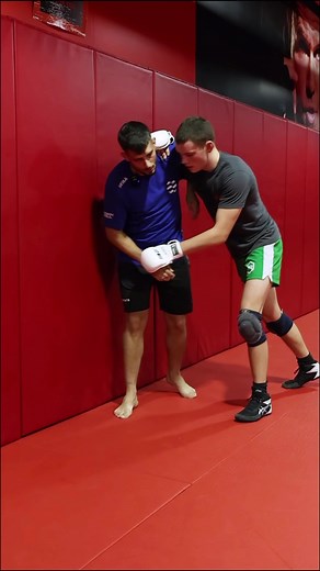 Cage wrestling - dagestani handcuffs - trap the arm @coachsubotic system 👨🏻‍🏫🧠 . . . . #mma #ufc #boxing #bjj #muaythai #kickboxing #jiujitsu #fitness #martialarts #wrestling #fight #grappling #training #karate #mmafighter #fighter #gym #mixedmartialarts #judo #sport #mmafft #brazilianjiujitsu #motivation #uppercut #australia #bellator #mmatraining #taekwondo #bjjlifestyle #nogi