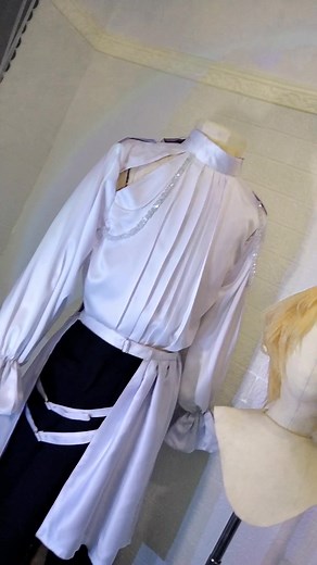 Luka Alien Stage Costume Showcase