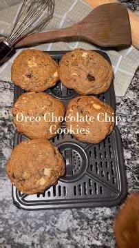 Oreo Chocolate Chip Cookies 🍪 #baking #oreo #oreocookie #oreorecipe