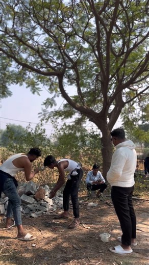 Ajaz Ahmed Khan on Instagram: "Josh Me Hosh Khodiya 😂 #viralvideo #karnataka #algorithms"