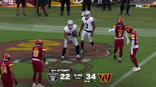 Brock Bowers' two-point conversion catch trims Commanders' lead