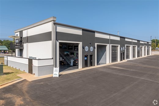 4365 South Lee St, Buford, GA 30518 - Buford Personal Warehouse® | LoopNet