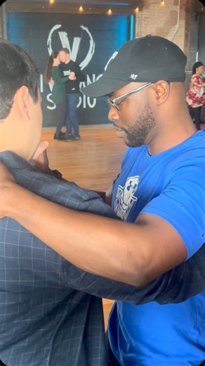 What is Viva’s Open House? Curious about what’s happening at our FREE Open House on Saturday, June 28th? Here’s the scoop: We’ve put together an exciting afternoon of dance, connection, and community - and you’re invited! You’ll get to explore six unique dance styles in bite-sized mini-classes, all taught by our incredible instructors. Whether you’re brand new to dance or just looking to try something different, this is the perfect opportunity to check us out! ✅ Register here: https://bit.ly/41t