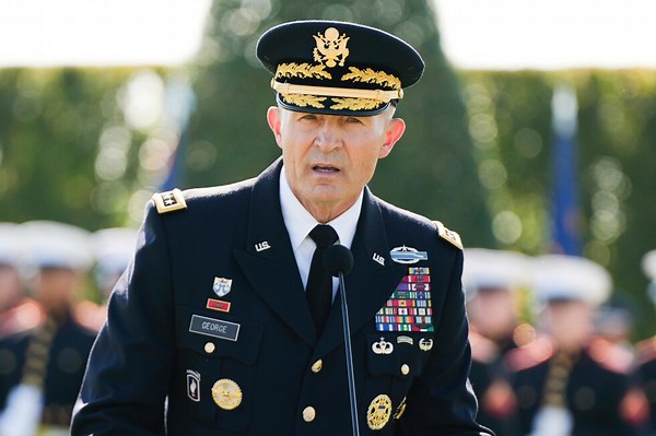 Hegseth asks the Army's top uniformed officer to step down while US wages war against Iran