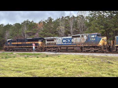 Monon Heritage & YN2 Dash 8 Lead M407 South