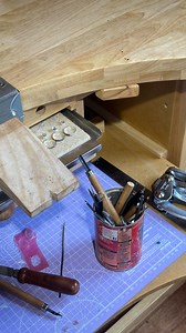 Don’t worry… this level of tidiness is temporary 😅 End of year bench clean so January feels like a fresh start, even if the chaos comes back straight away! Resetting is so much easier with a Durston bench and tool organiser. 👉 Explore Durston Tools with the products tagged in this reel or available on our website! #durstontools #jewellerymaking #metalworking #jewellersbench | Durston Tools