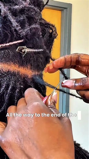 How to Interlock Locs the Correct Way | Professional Loc Maintenance Tips #healthylocs #howto #locs