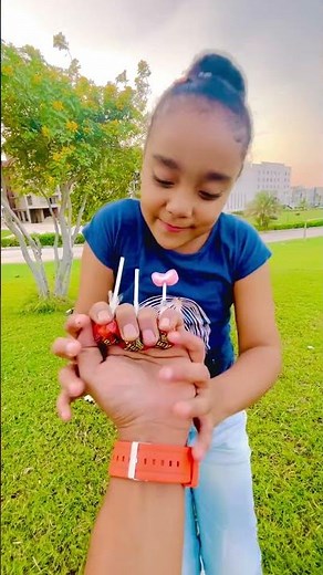 اكلو كل المارشيمو اللزيز 🍡🍡🍡🍭😂😋