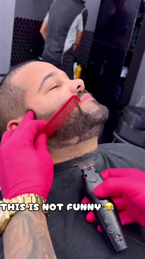 How to Handle Difficult Barbershop Clients: Tips for Beginners
