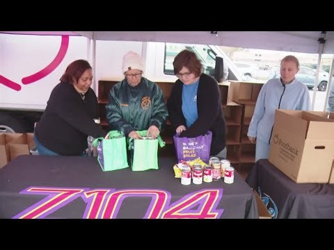 Neighbors Helping Neighbors Food Drive: What you can bring to help out