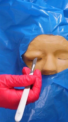 A fun and educational surgery simulation with playdough 👀 | 5-Minute Crafts GIRLY