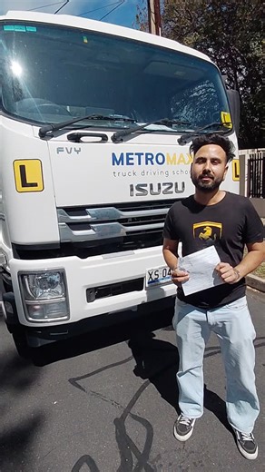 #trucklicence #adelaidetrucklicence #truckjobadelaide | Metro Max Truck Driving School