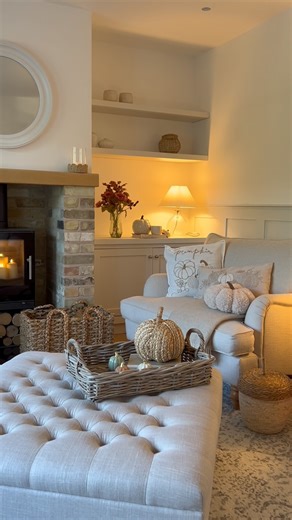 Michelle Tavaré on Instagram: "ad Come style my home with me for autumn with @shopmatalan ✨🍂 ….from all things pumpkins to acorns, the cosiest bedding and accessories, there’s something for everyone who loves fall. I love it all 🧡 Let me know which pieces are your fave, and if you haven’t popped to Matalan yet, tag a friend who you’d love to go with!! Love M xx Oh, and this gorgeous top I’m wearing? Yep… also Matalan 😍 Everything is available online and in store. 🔗 I’ll share links in my sto