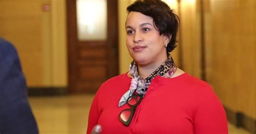 Minnesota House speaker's daughter criticizes her mom's handling of gun reform bill