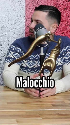 The prayer of the Malocchio can only be learned on Christmas Eve 🤘🌶 | GrowingUpItalian