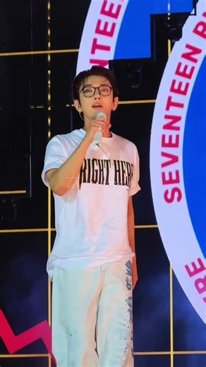 I know I’m not the only one who simps for this Joshua’s look. The specs suit him so perfectly! 😭🫶 (vcr. | TikTok: @kim_min6yu) - colegate | Joshuanology